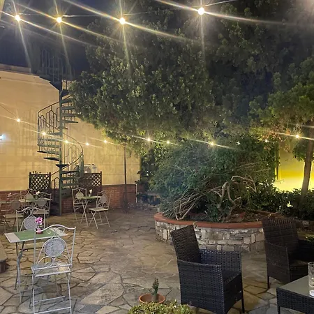 La Magia Del Mare Bed & Breakfast